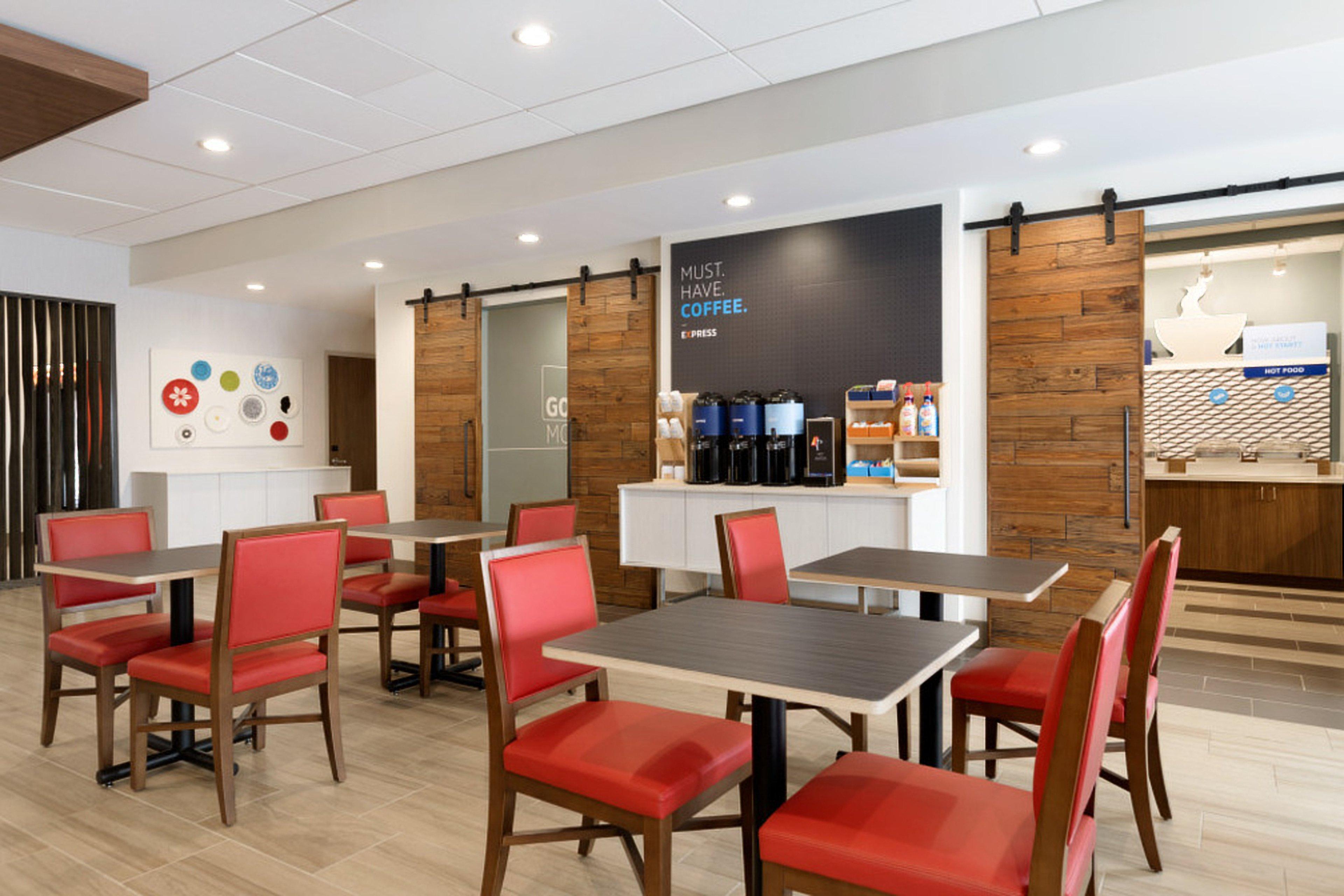 Holiday Inn Express & Suites - Cincinnati Ne - Red Bank Road By Ihg Exterior photo
