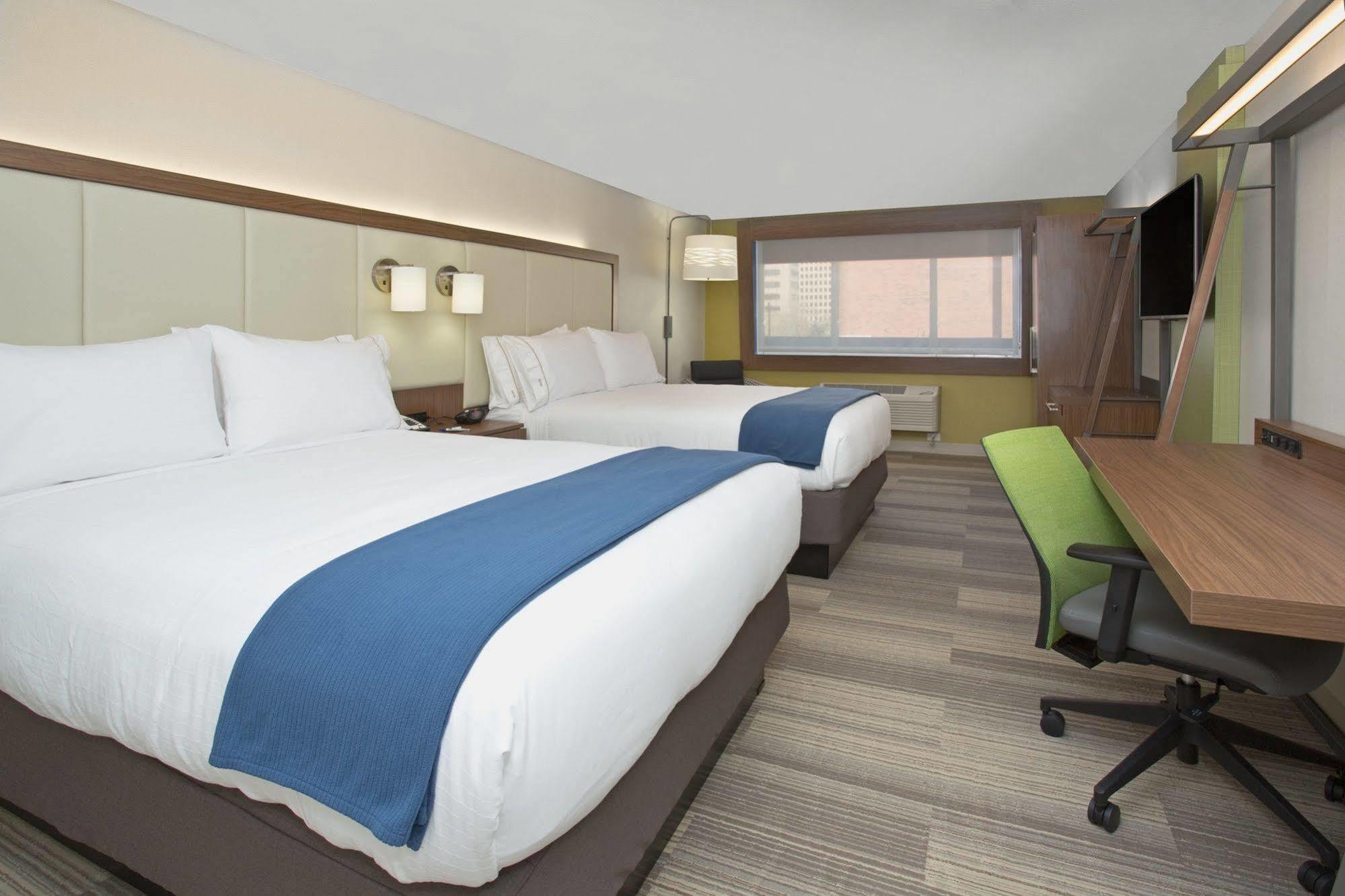 Holiday Inn Express & Suites - Cincinnati Ne - Red Bank Road By Ihg Exterior photo